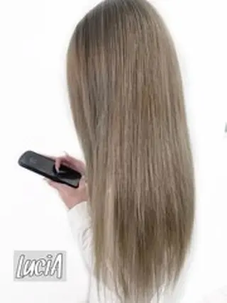 カラー ロング ヘアアレンジ LuciAエクステ カラー3000セラのヘアスタイル