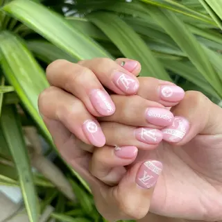ネイル es nailのネイルデザイン