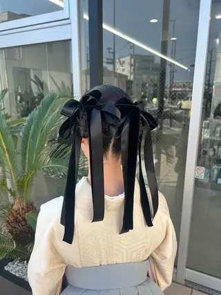 ミディアム ヘアアレンジ IO イオリのヘアスタイル