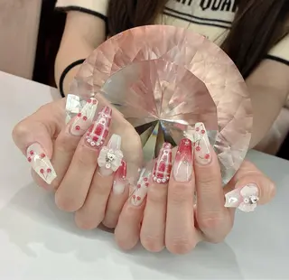 ネイル LoaChaton kaeのネイルデザイン