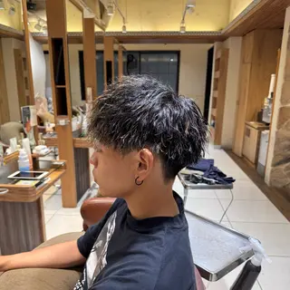 ショート カラー パーマ ヘアアレンジ メンズ シャドウパーマ 石見のヘアスタイル