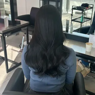 ロング カラー 菊池 梨麻のヘアスタイル