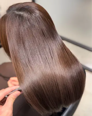 セミロング ツヤ髪 ／髪質改善 松岡将太郎のヘアスタイル