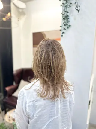 セミロング カラー 村上 滉弥のヘアスタイル