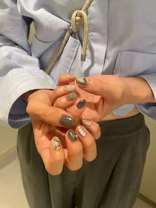 ネイル Ami 🦥のネイルデザイン