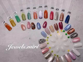 ネイル Jewels nail lily 白楽所属・ネイルサロン Jewels Mのネイルデザイン