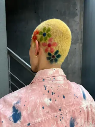 カラー メンズ AOI 　ヘアカラ ー / ブリーチのヘアスタイル