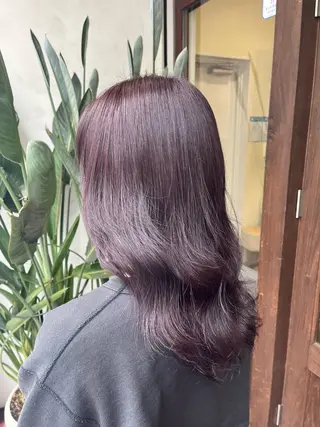 カラー 透明感/低ダメージ インナー🩵角田紗雪のヘアスタイル