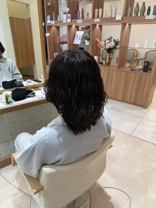 ミディアム パーマ メンズ 大久保 琳冬のヘアスタイル