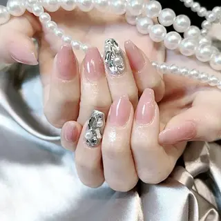 ネイル RAFFINE 月🦋🩵のネイルデザイン