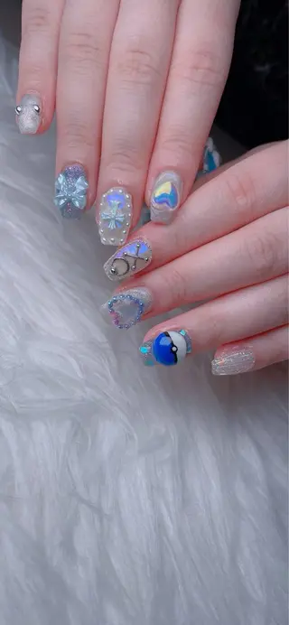 ネイル JINI NAIL所属・ジニ ネイルのネイルデザイン