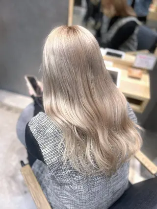 ロング カラー 心斎橋🤍inity KIKOのヘアスタイル