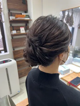 セミロング ヘアアレンジ 山室 敬義のヘアスタイル