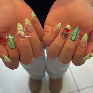 ネイル Allure 小山店 Shioriのネイルデザイン