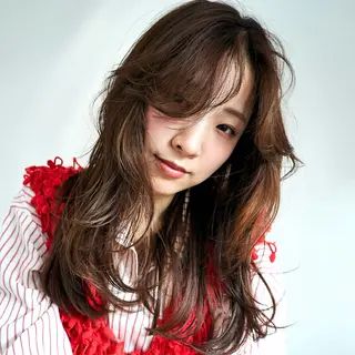 セミロング レイヤー/パーマ/ 艶カラー/💚千琴のヘアスタイル