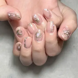 ネイル atelier FIORITURA所属・FIORITURA aiのネイルデザイン