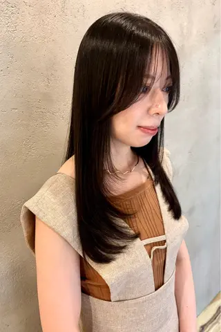 ロング 菊地 紗矢のヘアスタイル
