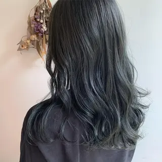 セミロング カラー Nico所属・Nico🌛 Karenのネイルデザイン