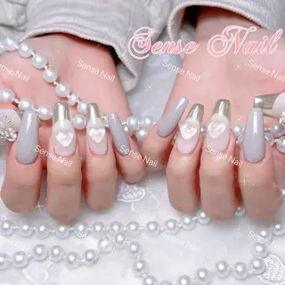 ネイル Queening 🦋のネイルデザイン