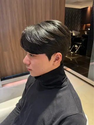 ショート パーマ メンズ YUKI🇰🇷 カルマ／ダウンパーマのヘアスタイル