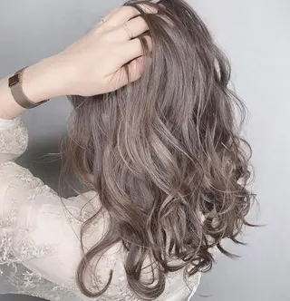 セミロング カラー パーマ ヘアアレンジ メンズ キッズ ネイル マツエク・マツパ 新宿駅近♡友達とOK 🦋W -ワット -のヘアスタイル