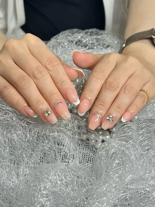 ネイル More Glam 池袋東口店のネイルデザイン