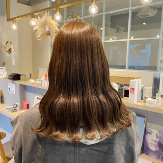 セミロング カラー ROCCO3rd / りんなのヘアスタイル