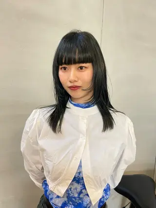 カラー YURiA レイヤー🫧のヘアスタイル