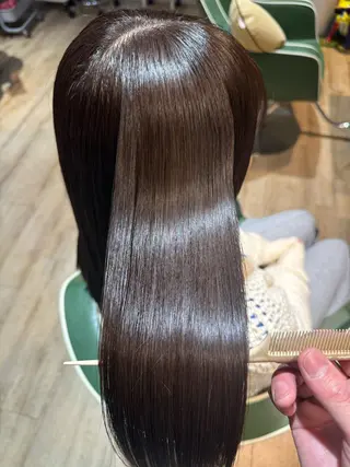 ロング ICON所属・艶美髪マスター 店長✂︎YUKKEのヘアスタイル