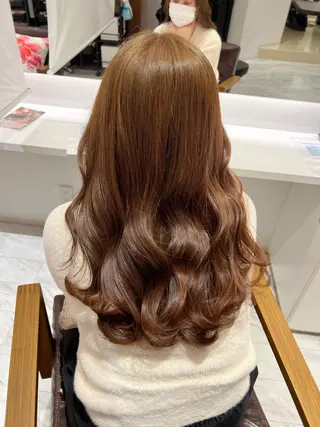 ロング カラー 浦﨑 笑美里のヘアスタイル