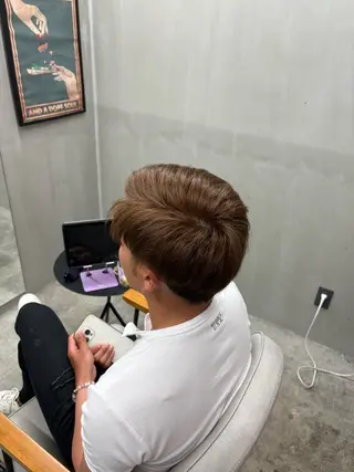 カラー miloc sayaのヘアスタイル