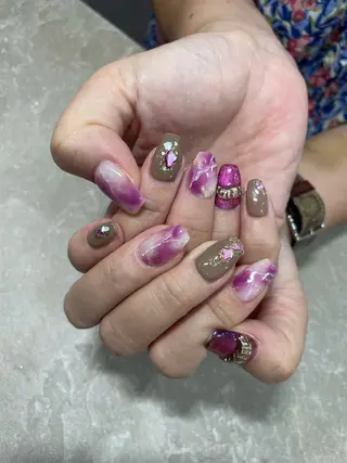 ネイル LAVISH nail salonのネイルデザイン