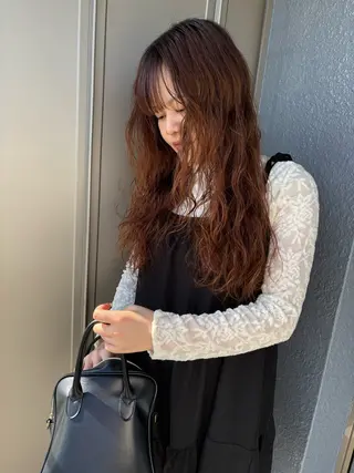 ミディアム 岩間 萌々果/eimのヘアスタイル
