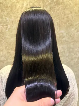 ロング カラー アベ ミスズのヘアスタイル