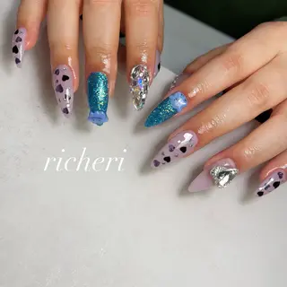 ミディアム ネイル richeri beautyのネイルデザイン