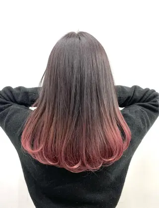 ミディアム カラー ヘアアレンジ 🦄インナーカラー 🦄貫井彩花のヘアスタイル