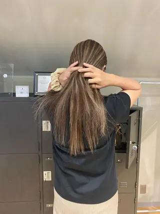 カラー アカリ /パーマスタイルのヘアスタイル