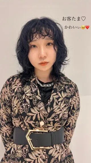 ミディアム カラー 宮永 智香のヘアスタイル