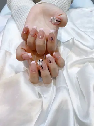 ネイル classic 新横浜所属・山田 暉のネイルデザイン