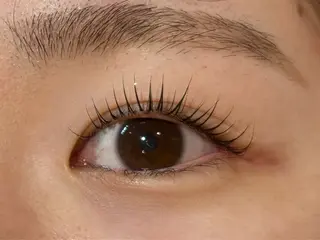 マツエク・マツパ to/me 大宮店 みなとの眉毛・アイブロウイメージ