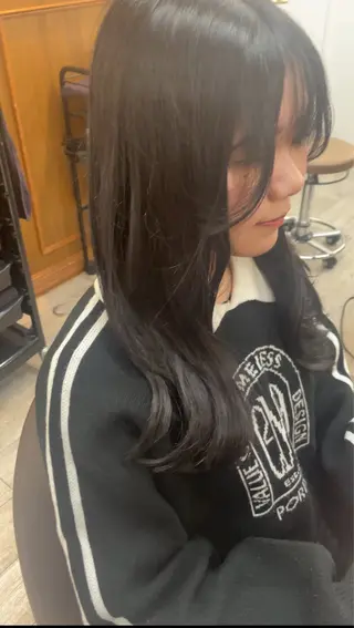 ミディアム カラー れい|髪質改善| カラー|高槻|大阪のヘアスタイル