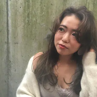 ロング 福島 純子のヘアスタイル