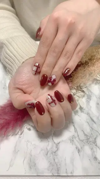 ネイル はな💎ネイル ワンホン、長さ出しのネイルデザイン