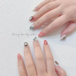 ミディアム ネイル SAKURA 🍒のネイルデザイン