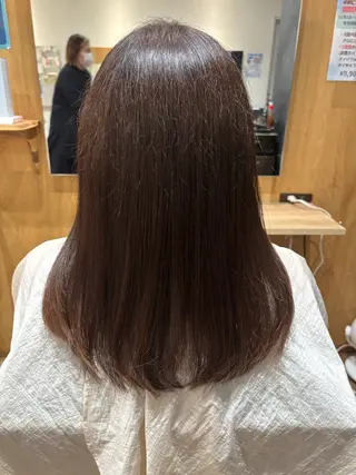 ロング カラーアソートセピア所属・平賀 春希のヘアスタイル