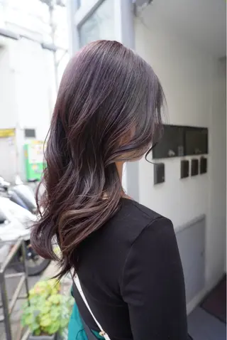 セミロング カラー 田代 佳穂のヘアスタイル