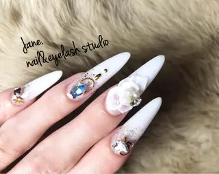 ネイル Yakko pas á pasのネイルデザイン