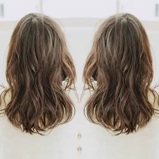 カラー ブリーチ無し白髪ぼか し/艶髪/津嘉山のヘアスタイル