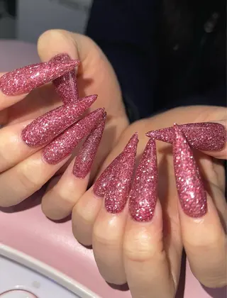 ネイル Lyna 池袋のネイルデザイン