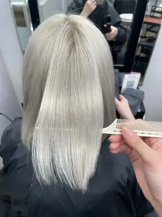 ミディアム 𝙃𝘼𝙍𝙐🎀 韓国×エクステのヘアスタイル